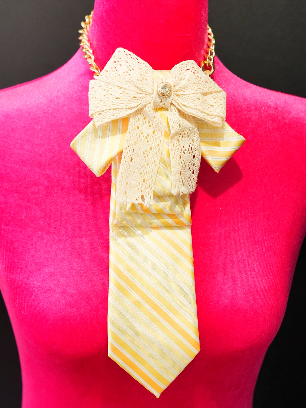 Tailored Tie "Goldie"
